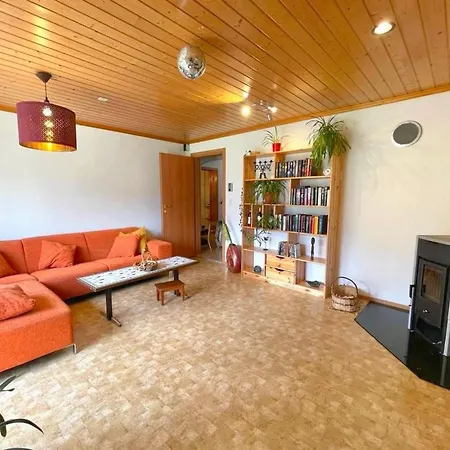 Window On The Grenn By Interhome Apartamento Poschiavo